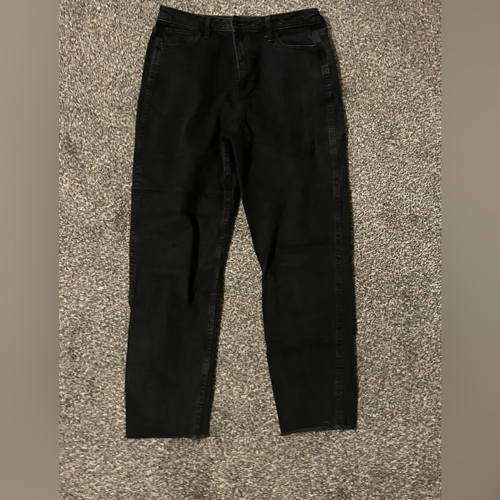 Hollister Ultra High Rise Black Mom Jean